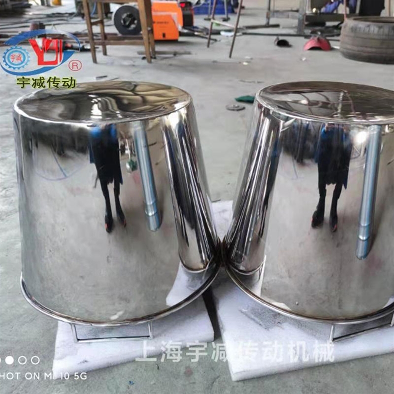 304不锈钢胶桶，厚度0.8mm，内外镜面抛光