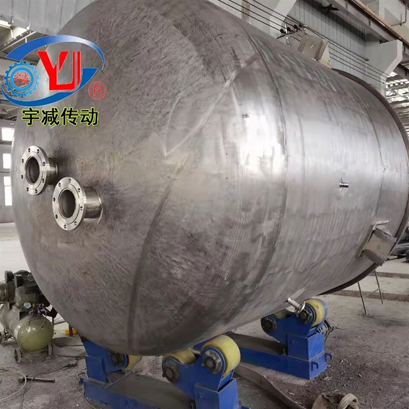 2台10立方304不锈钢反应釜发货