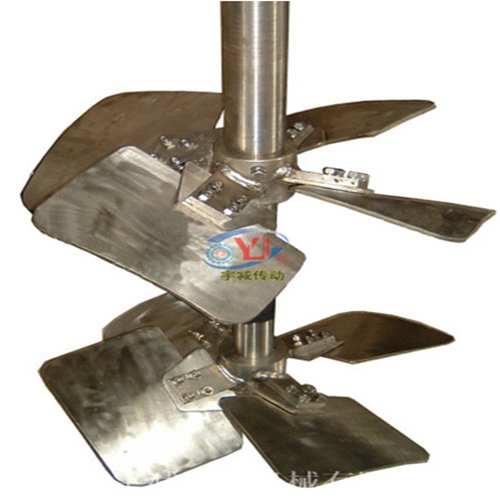 四宽叶螺旋式搅拌器